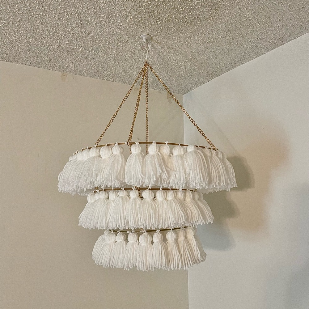 Hanging yarn chandelier 3 tier